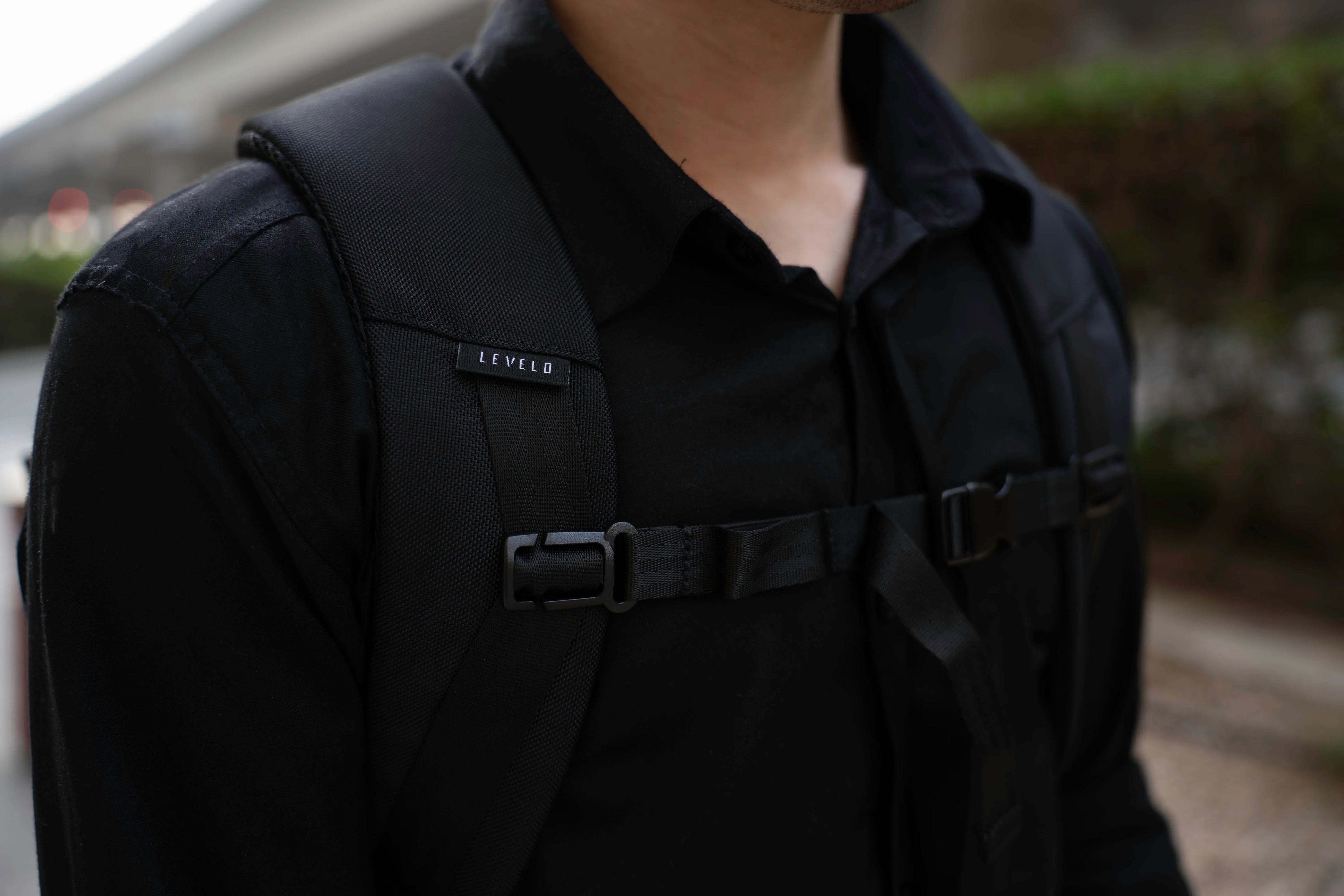 Levelo Aeropact Vacuum Travel Backpack