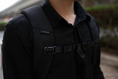 Levelo Aeropact Vacuum Travel Backpack