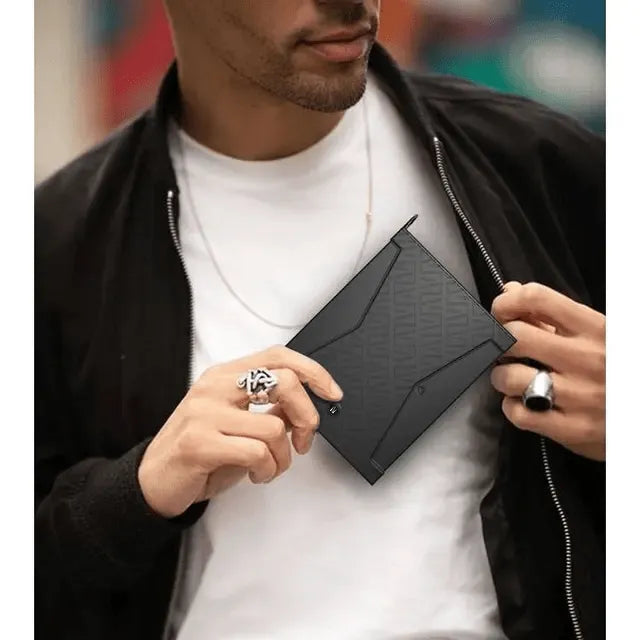 Levelo Offshore Passport Holder Leather Case