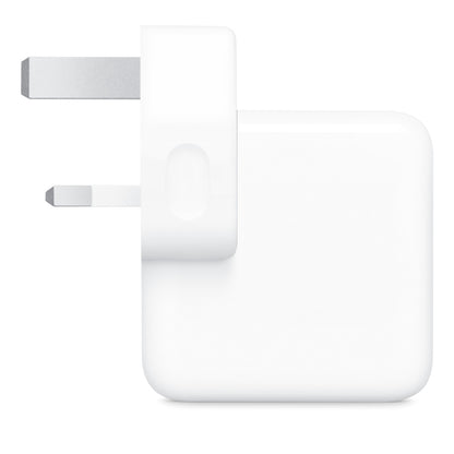 محول طاقة بمنفذ USB-C مزدوج بقوة 35 وات من Apple